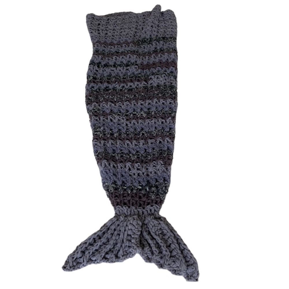 Mermaid Tail Chunky Wool Blanket